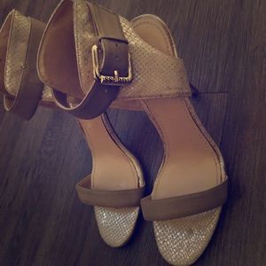 Used Guess Heels